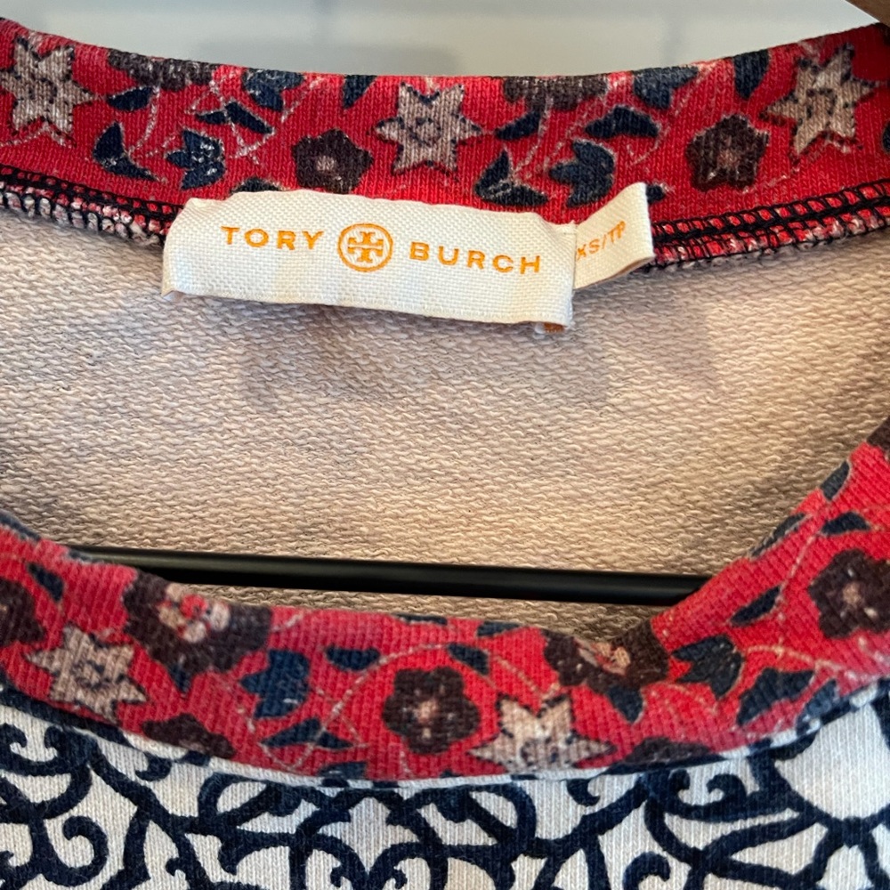 Tory Burch Sz Xs Multi Pattern Pullover! - image 4